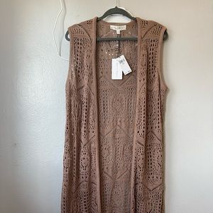 Chelsea & Theadore duster- Taupe